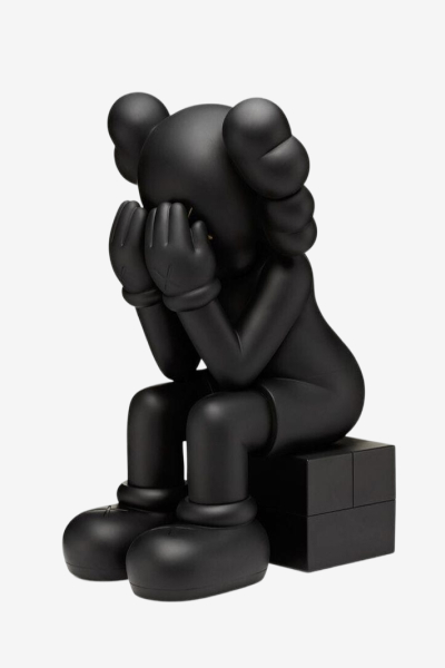 Kaws Heykel